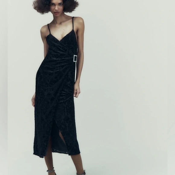 ZARA BUCKLED JACQUARD Velvet DRESS - Picture 2 of 13
